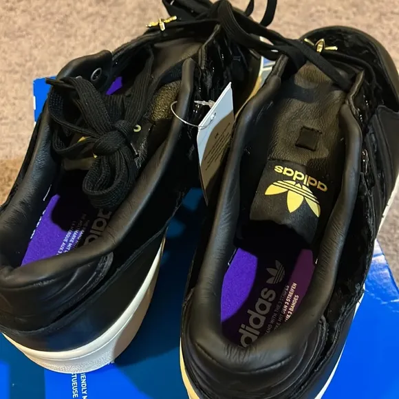 Adidas Rivarly Low black velvet shoes sneakers new mens EH0181 men’s size 12