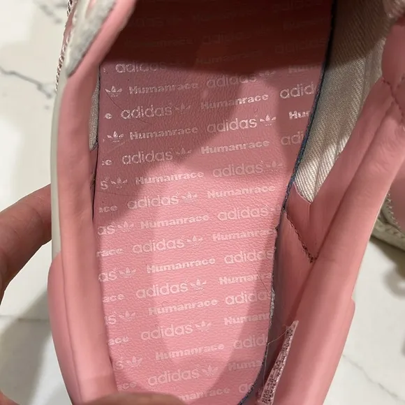 ADIDAS Samba X Humanrace Pharrell Williams