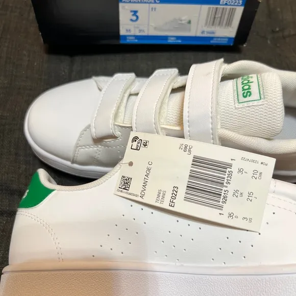 Adidas shoes for big kids (unisex) size 3Y