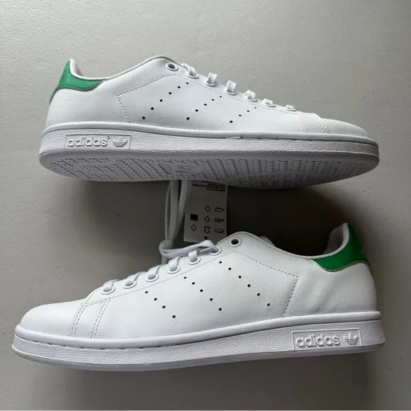 Adidas Stan Smith Sneaker in Cloud White Green Youth Size 6.5 Womens 8.5