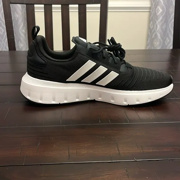 Adidas Swift Run 23 shoes sneakers new black ID4981 Men’s Sizes