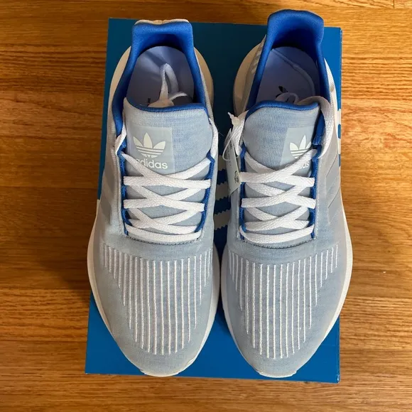 Adidas Swift Run Blue / White Shoes