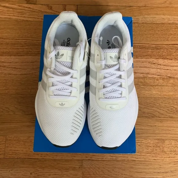 Adidas Swift Run RF Women’s Shoes