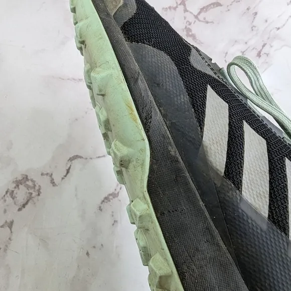 adidas Terrex CMTK Black Ash Green Womens Size 8 Sneaker Shoes Trail Running
