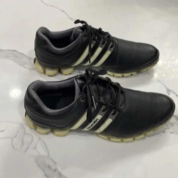 Adidas tour 360 in black men’s size 9