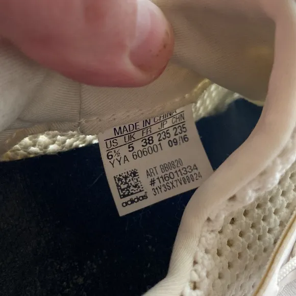 Adidas Ultra Boost And Stella McCartney Collab Shoes Size 6.5 All White Sneakers