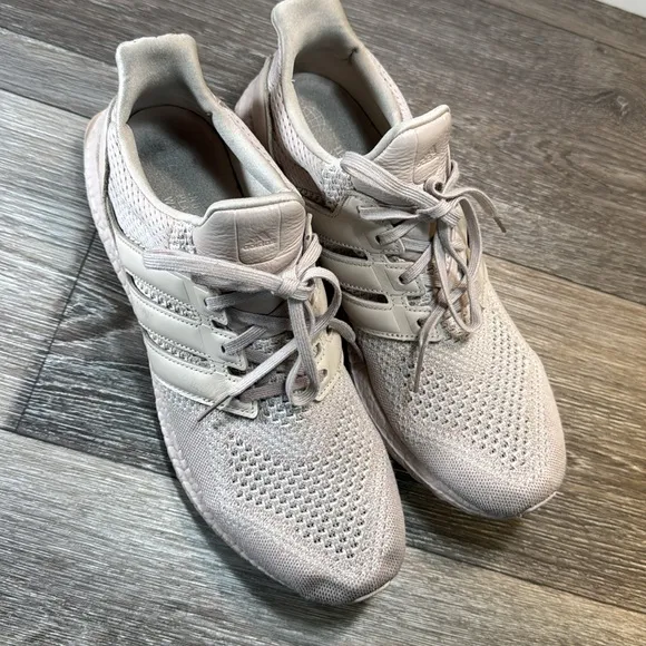 Adidas ultra boost shoes men’s size 11.5