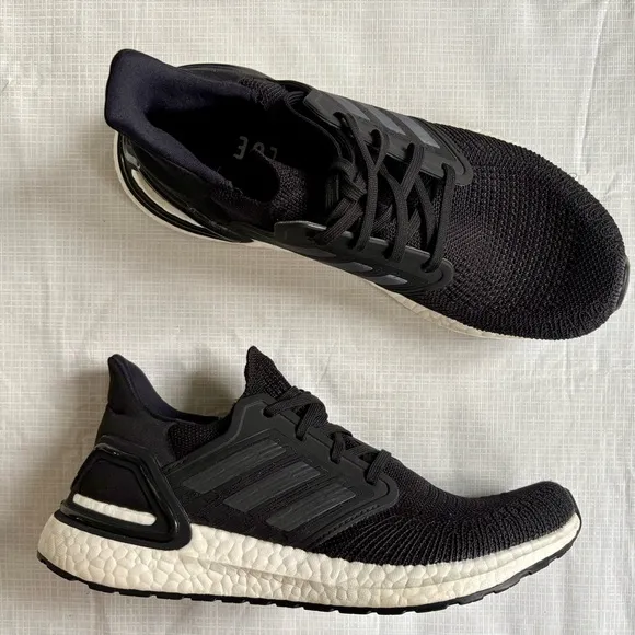 Adidas Ultra Boost Sz 8 41.5 Men's Black Running Shoes Sneakers