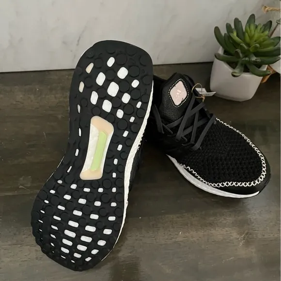 adidas UltraBOOST 1.0 DNA Black Wonder Quartz