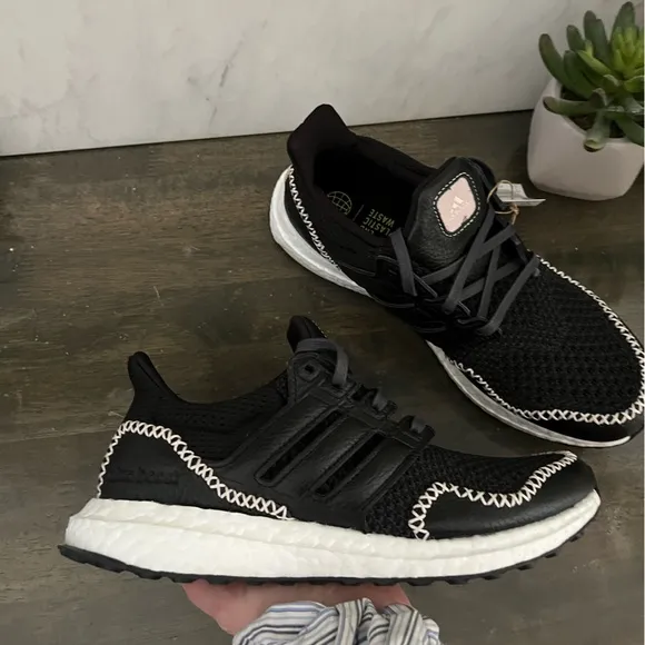 adidas UltraBOOST 1.0 DNA Black Wonder Quartz