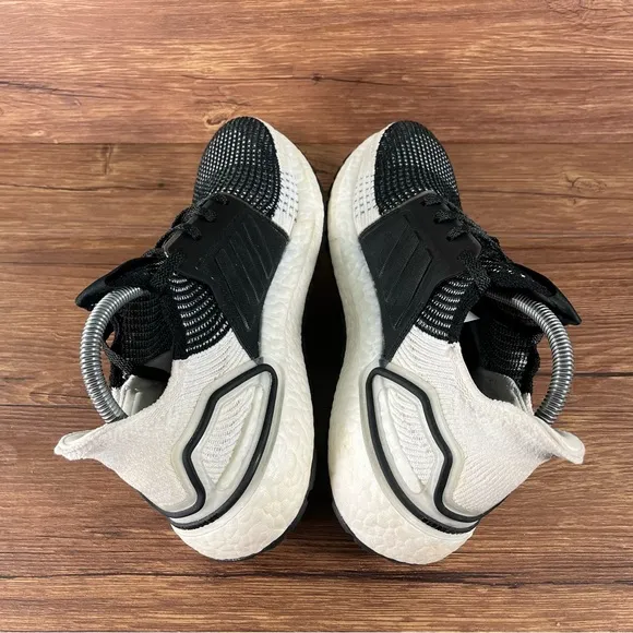 Adidas Ultraboost 19 Running Shoes Athletic Sneakers Women’s Size 9