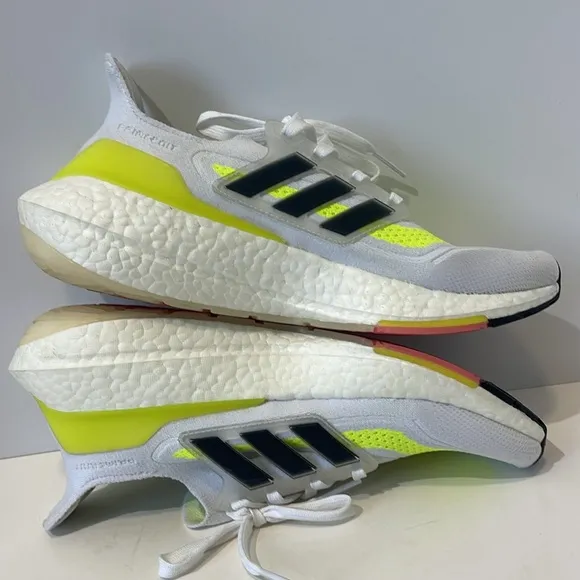 Adidas Ultraboost 21 Cloud White Solar Yellow Men’s Size 7.5 Running Shoes