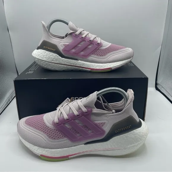 Adidas Ultraboost 21 Ice Purple Size 6.5 S23831 Women’s Shoes NEW.