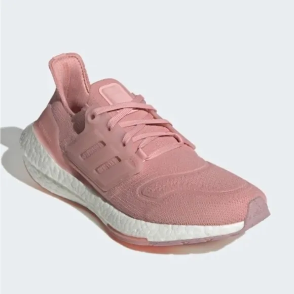 adidas UltraBOOST 22 Wonder Mauve Pink
