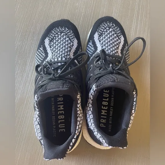 Adidas ULTRABOOST 5.0 DNA SHOES Women’s