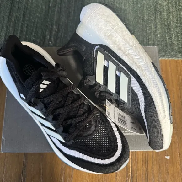 Adidas Ultraboost Light black and white sneaker running shoes