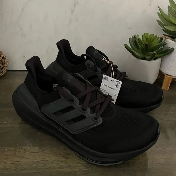 adidas UltraBOOST Light J Triple Black