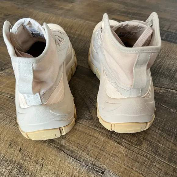 Adidas Unisex Boots High Top Halo Ivory Shoes Size 5Street City