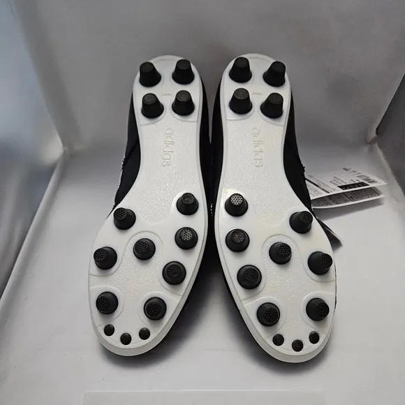 adidas Unisex Copa Mundial Soccer cleats.