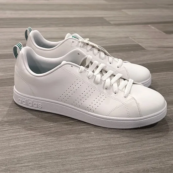 Adidas VS Advantage CL white tennis shoes sneakers