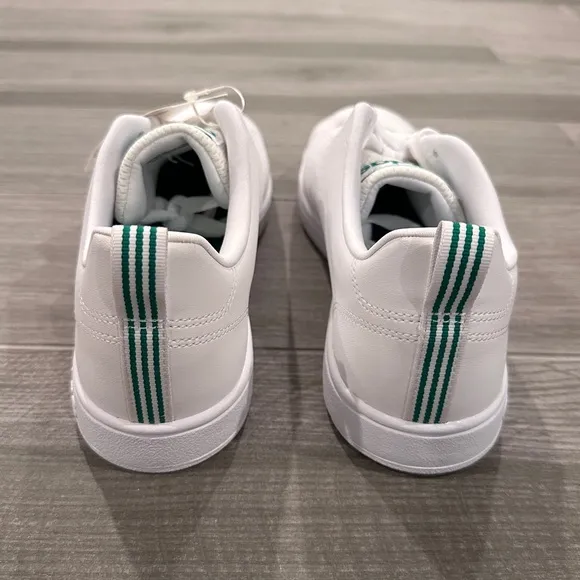 Adidas VS Advantage CL white tennis shoes sneakers