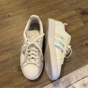 Adidas White Shoes with Iridescent Accents Youth 6/Womens 8.