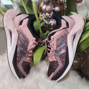 Adidas Women ALPHATORSION 2.0 SHOESSize8.5 new