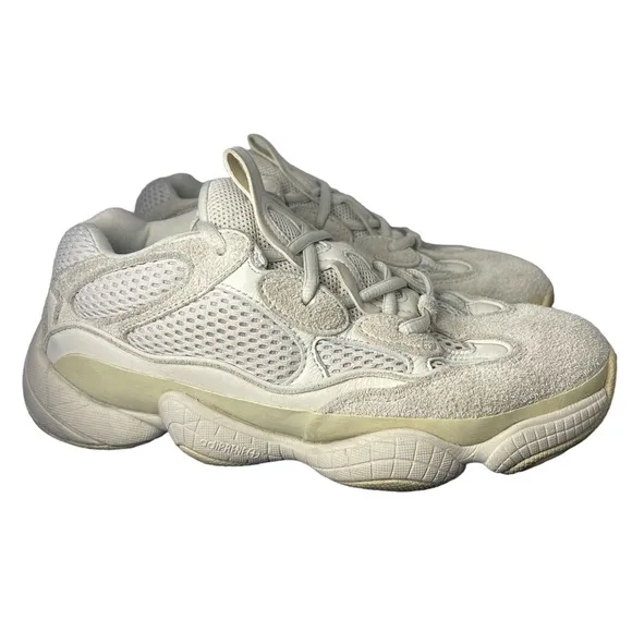 Adidas Yeezy 500 Shoes Size Women’s size 7.5 Men’s 6