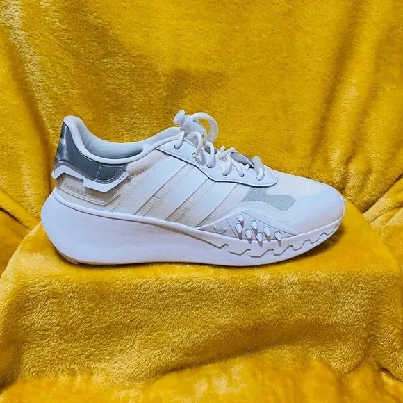 Adidas yeezy style shoes Sneakers