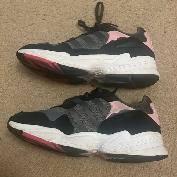 Adidas Yung 96 J Sneaker Gray Pink Black Shoes Men’s Sz 7