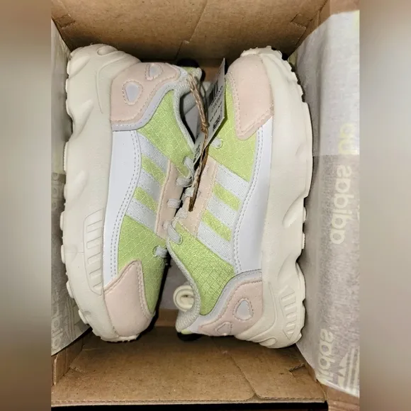 Adidas ZX 22 Boost 'Sand Yellow Tint' shoes; unisex toddler size 9.5K