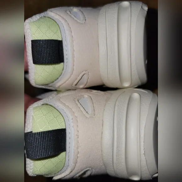 Adidas ZX 22 Boost 'Sand Yellow Tint' shoes; unisex toddler size 9.5K