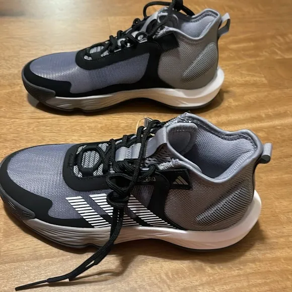 Adizero unisex Gray Basketball Shoes