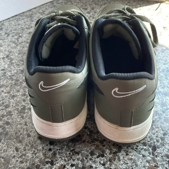 Air Force 1’s double swoosh men’s 12.5 green black and white shoes CT2300-300