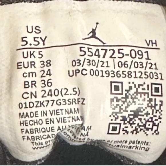 Air Jordan 1 Mid (GS) Shoes