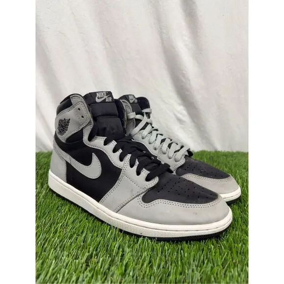 Air Jordan 1 Shadow 2.0 Size 11Mens Nike Retro Grey Black 555088-035