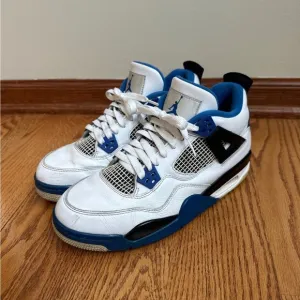 Air Jordan 4 Retro Shoes Size 7 ‘Motorsports’