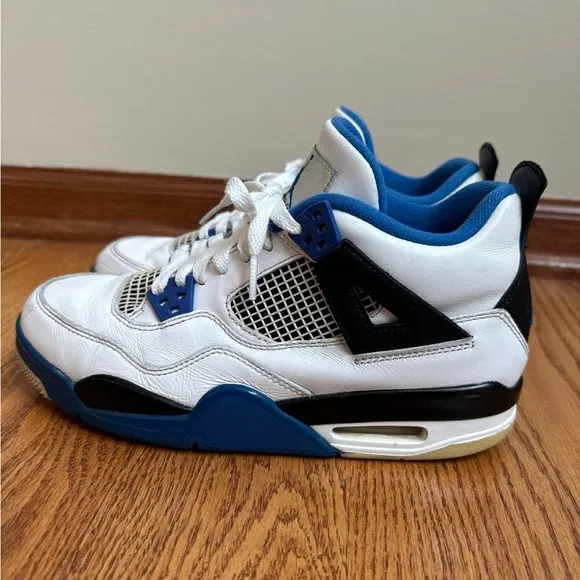 Air Jordan 4 Retro Shoes Size 7 ‘Motorsports’