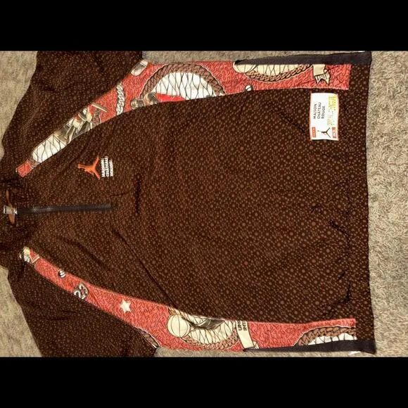 Air Jordan Men’s Masion Château Rouge Woven Jacket