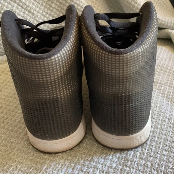 AIR JORDAN. Men’s shoes.