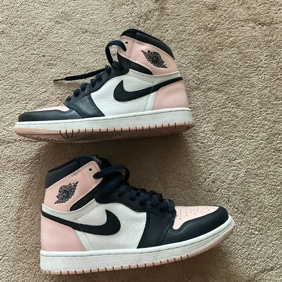 Air jordan Retro High OG Bubble Gum Atmosphere Size 9