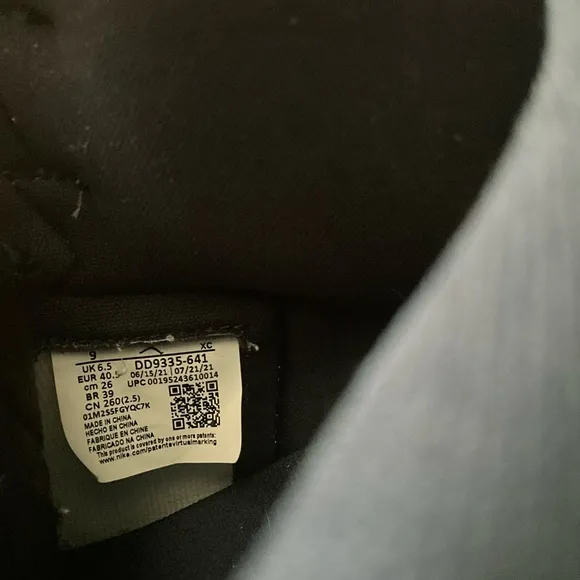 Air jordan Retro High OG Bubble Gum Atmosphere Size 9