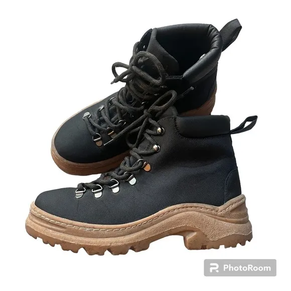 Alice Whittles The Weekend Boot in Black Size 7