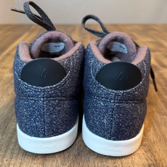 Allbirds Women’s Merino Wool Piper Mid Lace Up Sneaker Matterhorn Blue Size 9