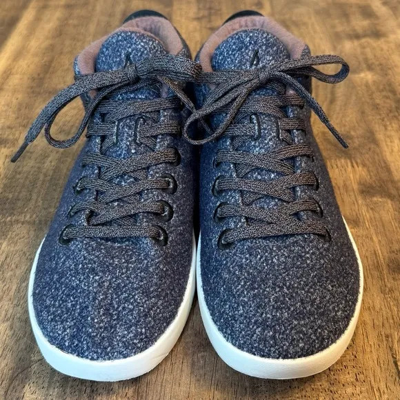Allbirds Women’s Merino Wool Piper Mid Lace Up Sneaker Matterhorn Blue Size 9