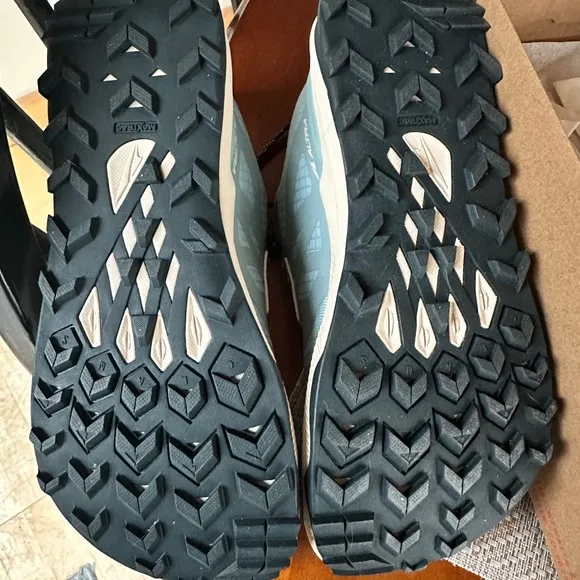 Altra Lone Peak 8