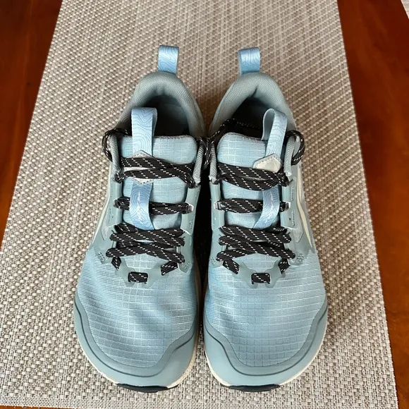 Altra Lone Peak 8