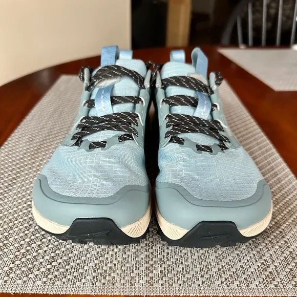 Altra Lone Peak 8