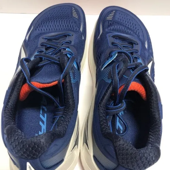 Altra Men’s Paradigm 6, Blue Running Shoes, Size 9M.