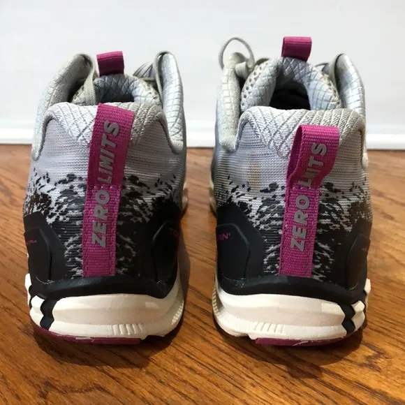 Altra Torin 4 Women’s Running Shoes Gray/Purple Size 9 in Preloved Condition!!